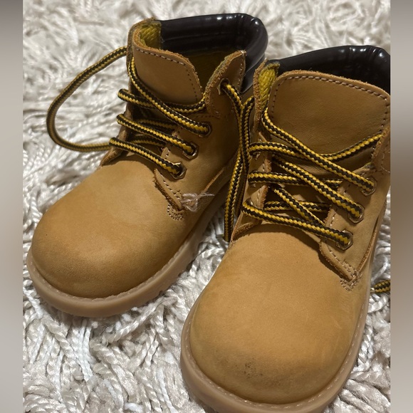 Tan Toddler Boots - Picture 5 of 10